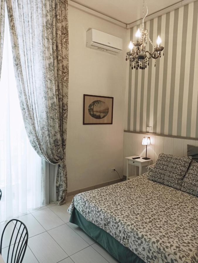 B&B Dei Decumani Napoli Ngoại thất bức ảnh