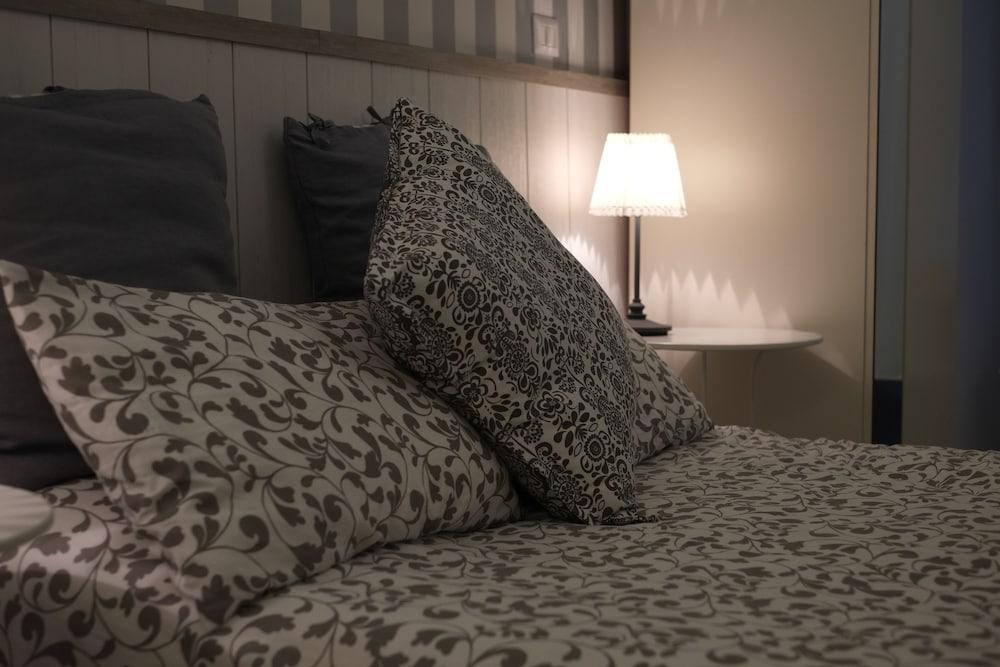B&B Dei Decumani Napoli Ngoại thất bức ảnh