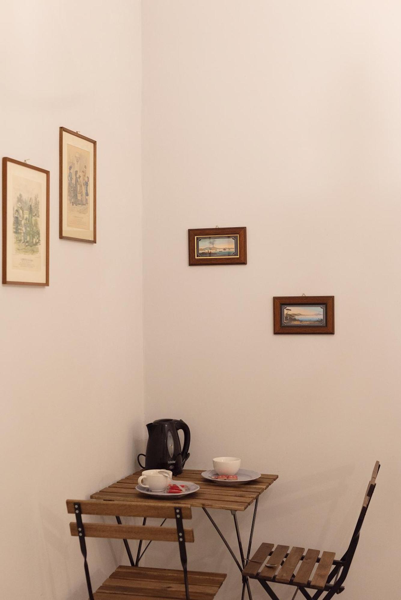 B&B Dei Decumani Napoli Ngoại thất bức ảnh
