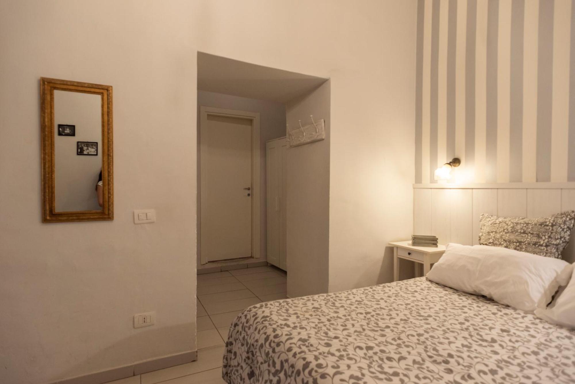 B&B Dei Decumani Napoli Ngoại thất bức ảnh
