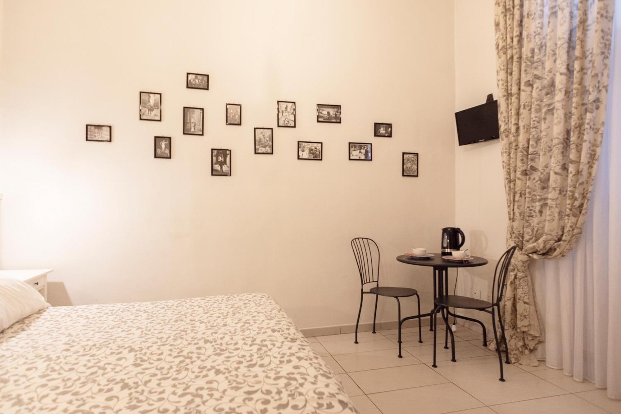 B&B Dei Decumani Napoli Ngoại thất bức ảnh