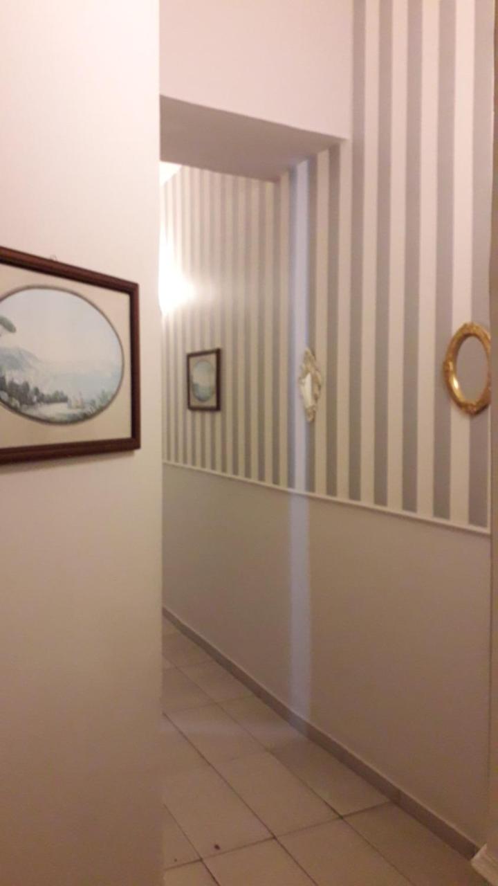 B&B Dei Decumani Napoli Ngoại thất bức ảnh