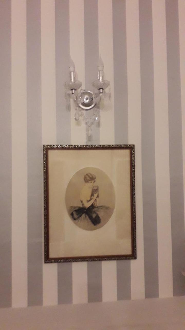 B&B Dei Decumani Napoli Ngoại thất bức ảnh
