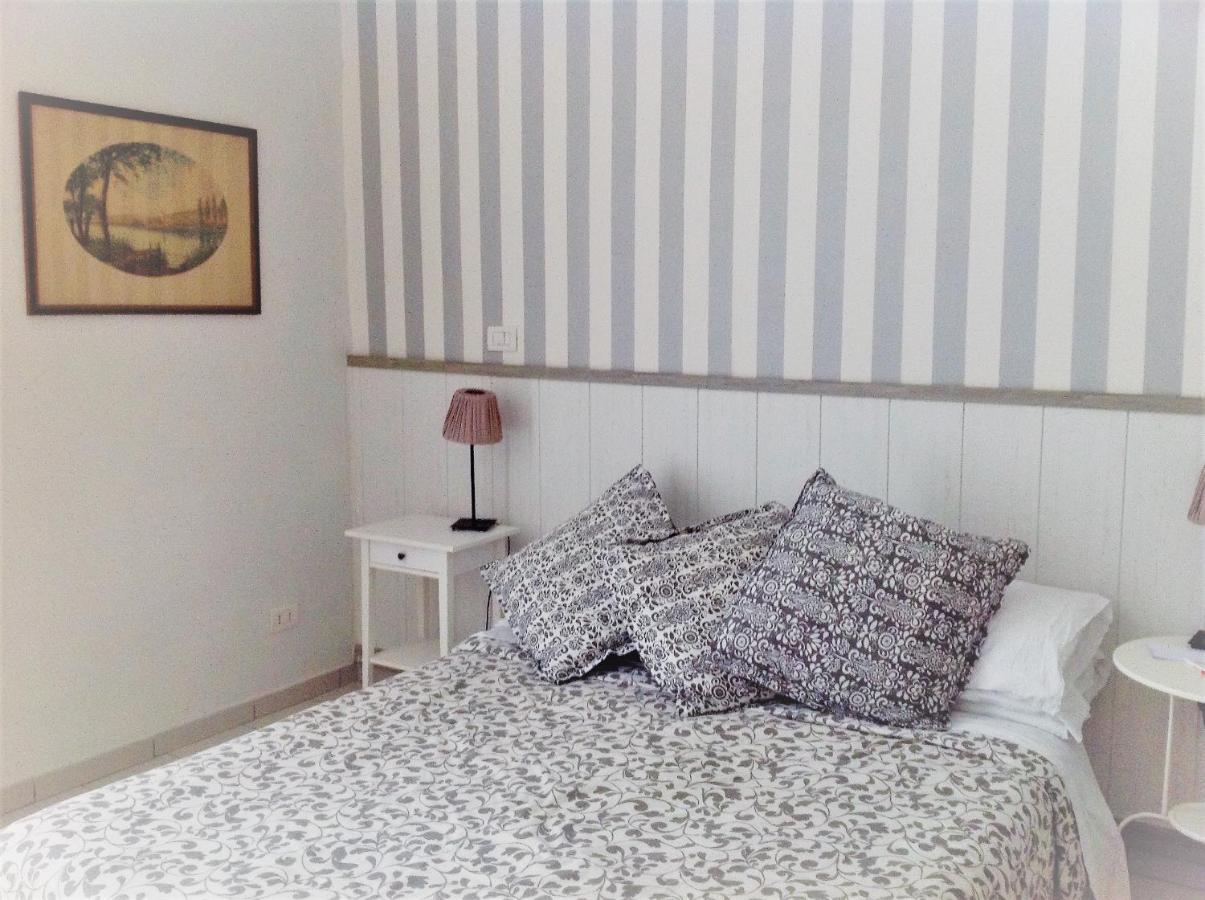 B&B Dei Decumani Napoli Ngoại thất bức ảnh